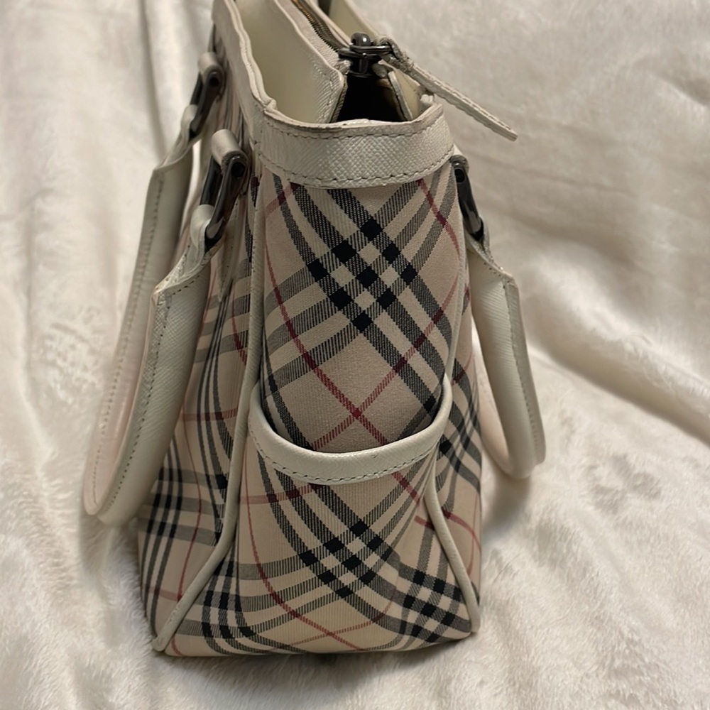 Authentic Burberry Women’s Mini Tote bag - Picture 2 of 8